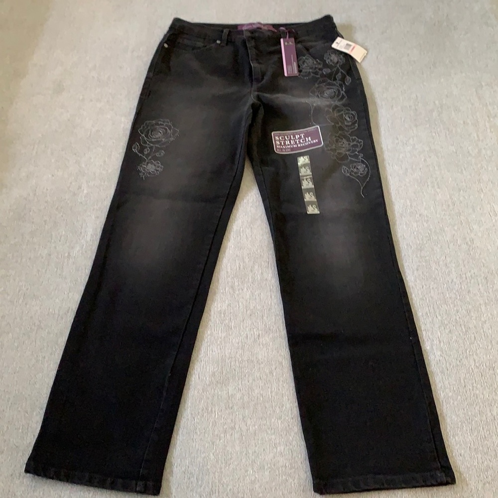 NWT Gloria Vanderbilt black jeans
